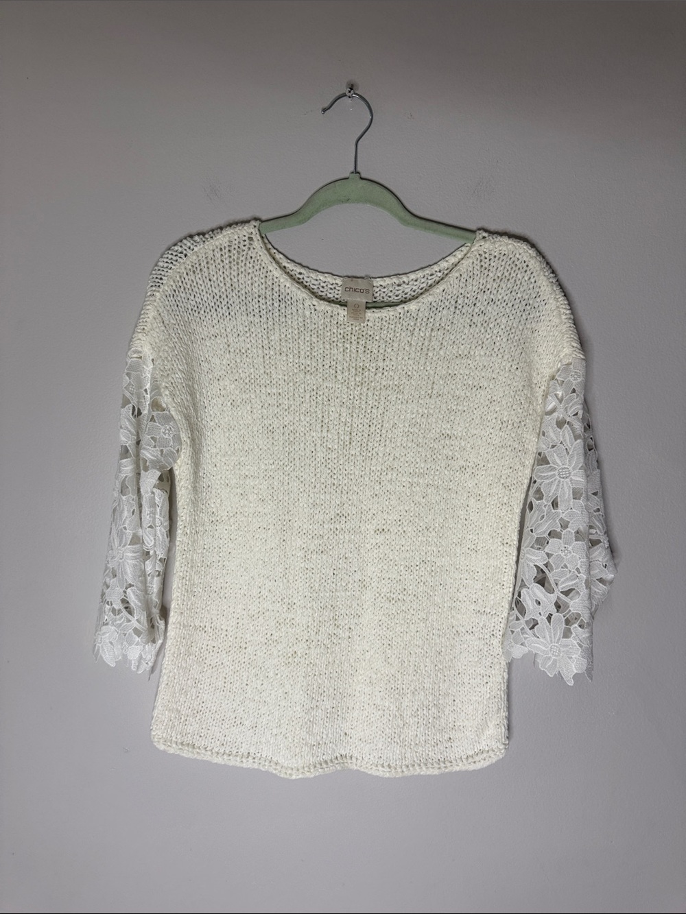Chico's Ivory Knit Sweater with Floral Lace Sleeves Size Small / 0
